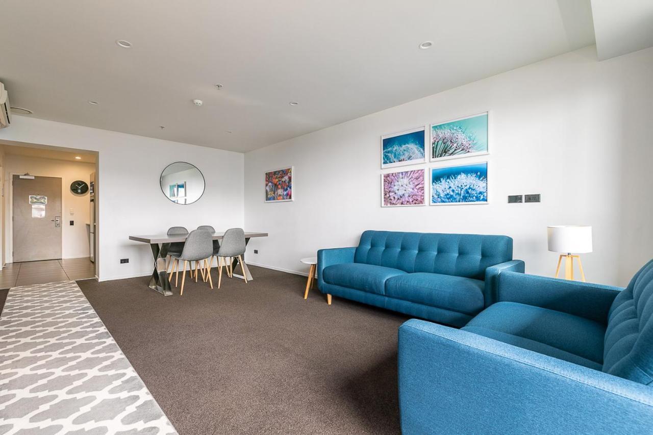 2 Bedroom Apt W/ Private Balcony + Netflix Near Spark! Auckland Buitenkant foto